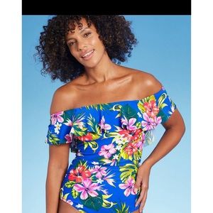 Kona Sol Flounce Swimsuit 1 pc